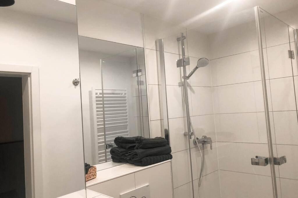 Pool-Loft: Wandern, Erholen & Sauna Siebengebirge Erpel Luaran gambar
