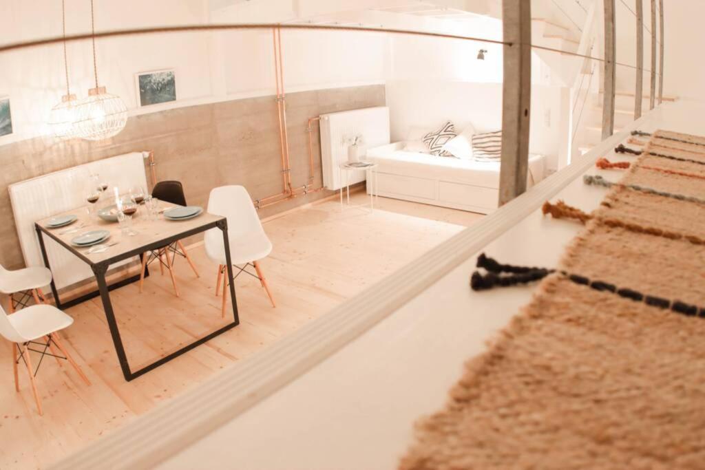 Pool-Loft: Wandern, Erholen & Sauna Siebengebirge Erpel Luaran gambar